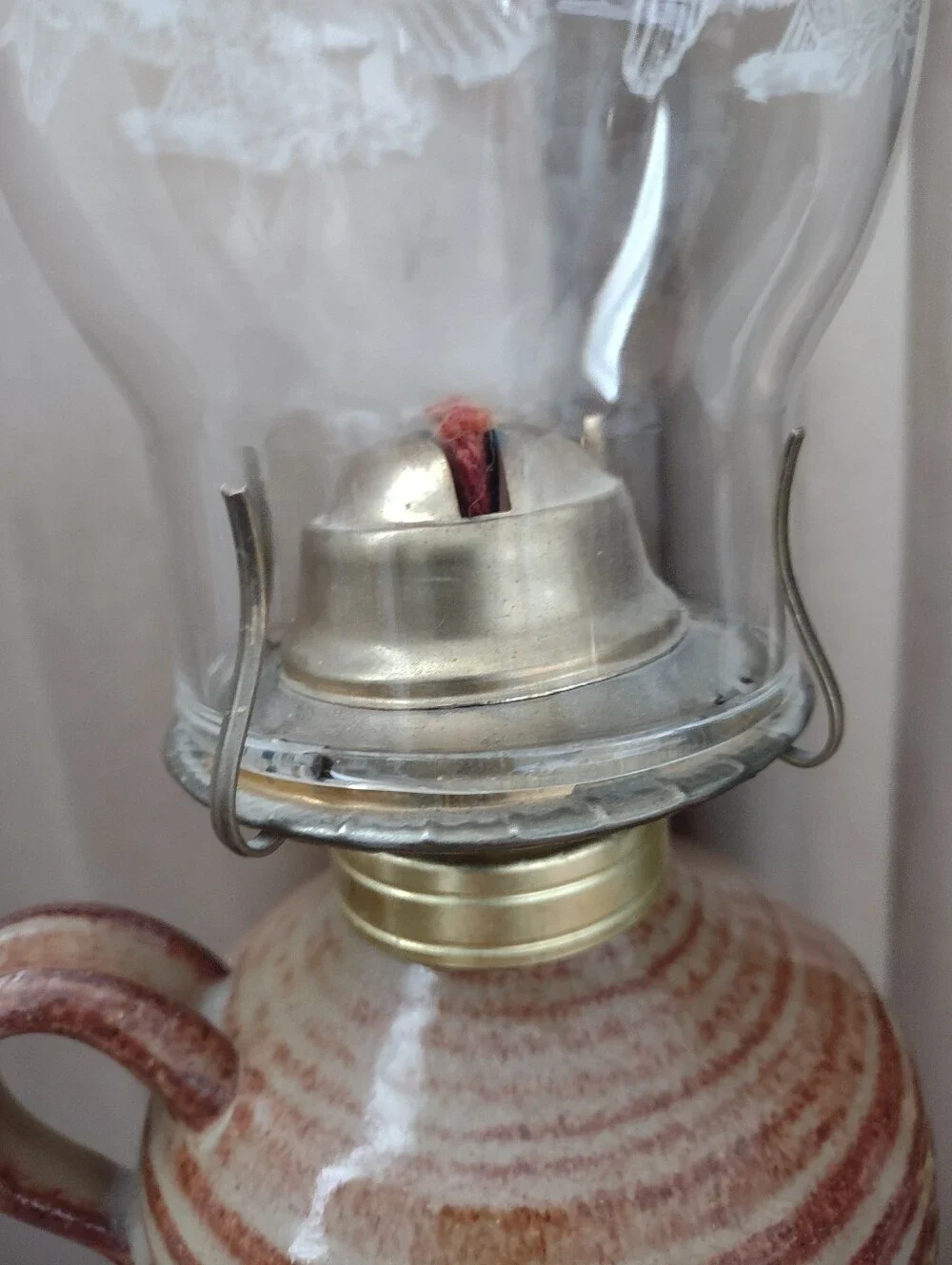 Vintage Eagle Danbury P&A Etched Glass Hurricane Oil Lamp Ceramic Base